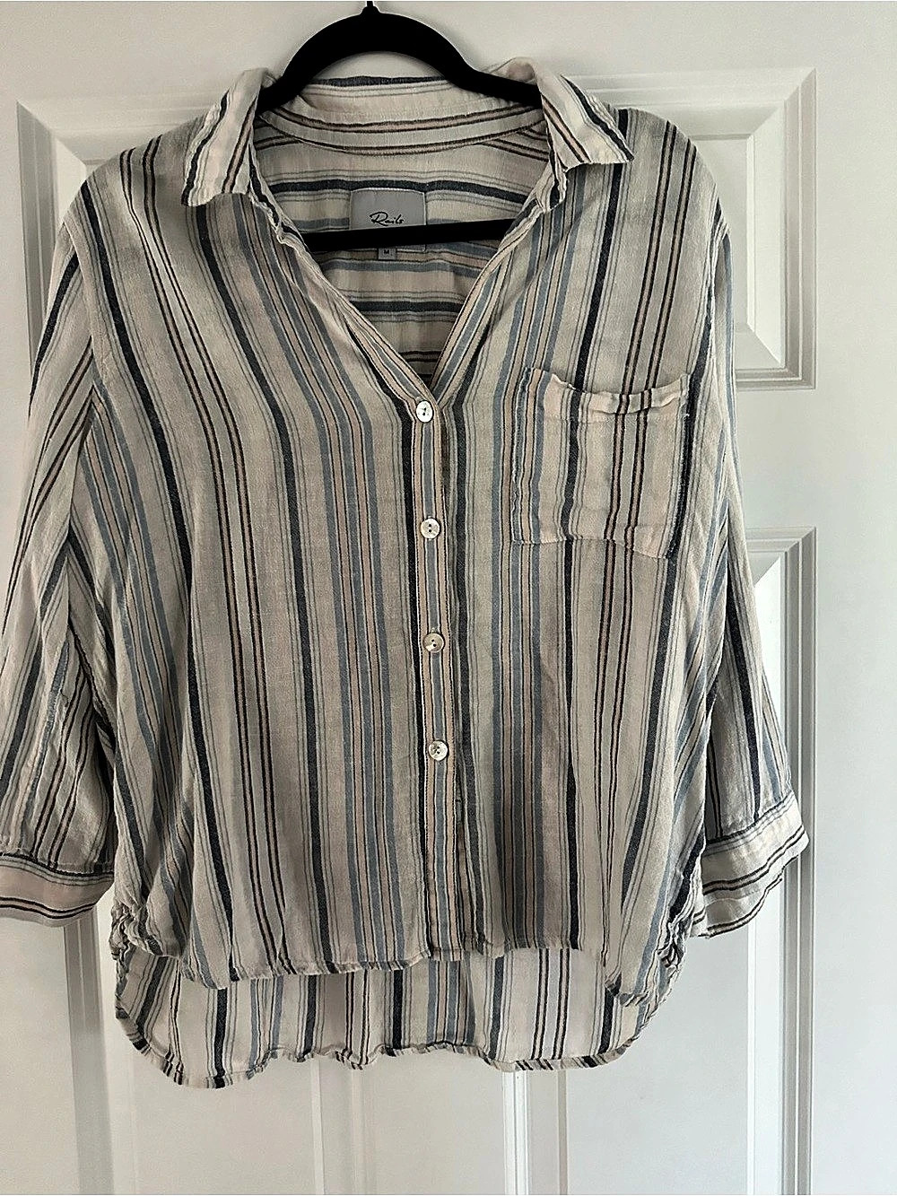 Rails Striped Button Down Shirt White & Blue Size Medium